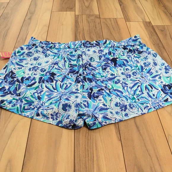 NWT! Lilly Pulitzer Luxletic Run Around Shorts Iris Blue High Maintenance XL - Picture 15 of 15